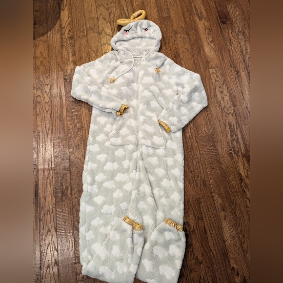 Angel Fluffy cloud Onesie - woman's Size Large - Picture 3 of 8
